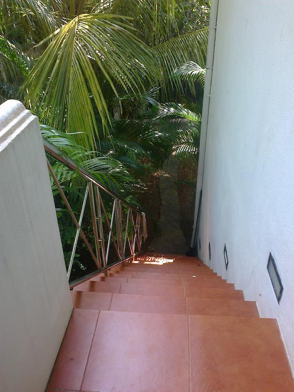 Rohan Villa Hikkaduwa Exterior photo